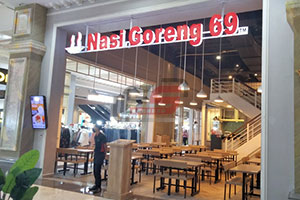 Pemilik Nasi Goreng 69
